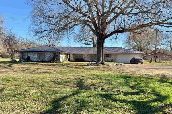 $319,000 | 800 County Road 1030, Mount Pleasant, TX 75455