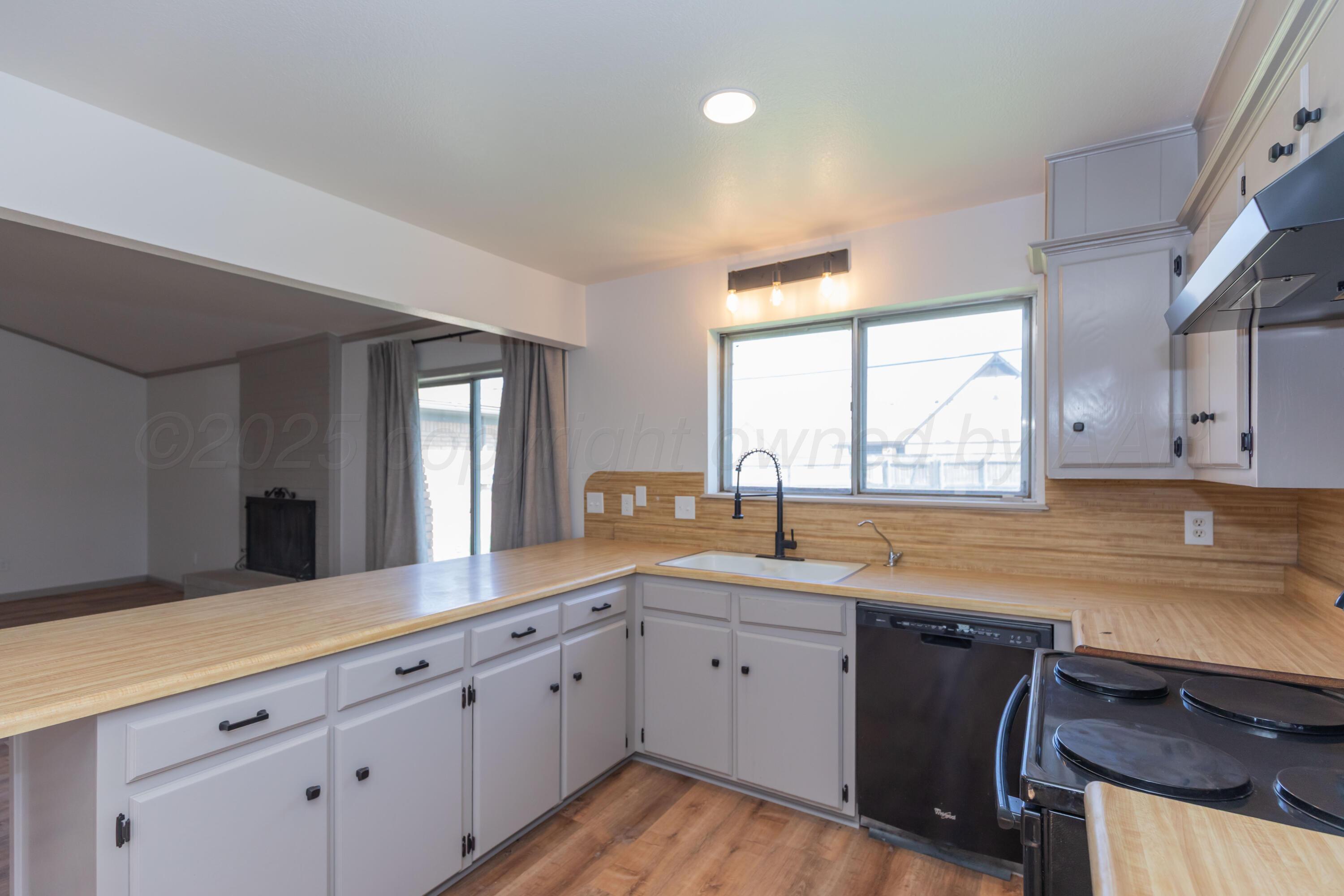 3304 Mockingbird Lane Amarillo, TX 79109 - Photo 12 of 42 KITCHEN VIEW 3