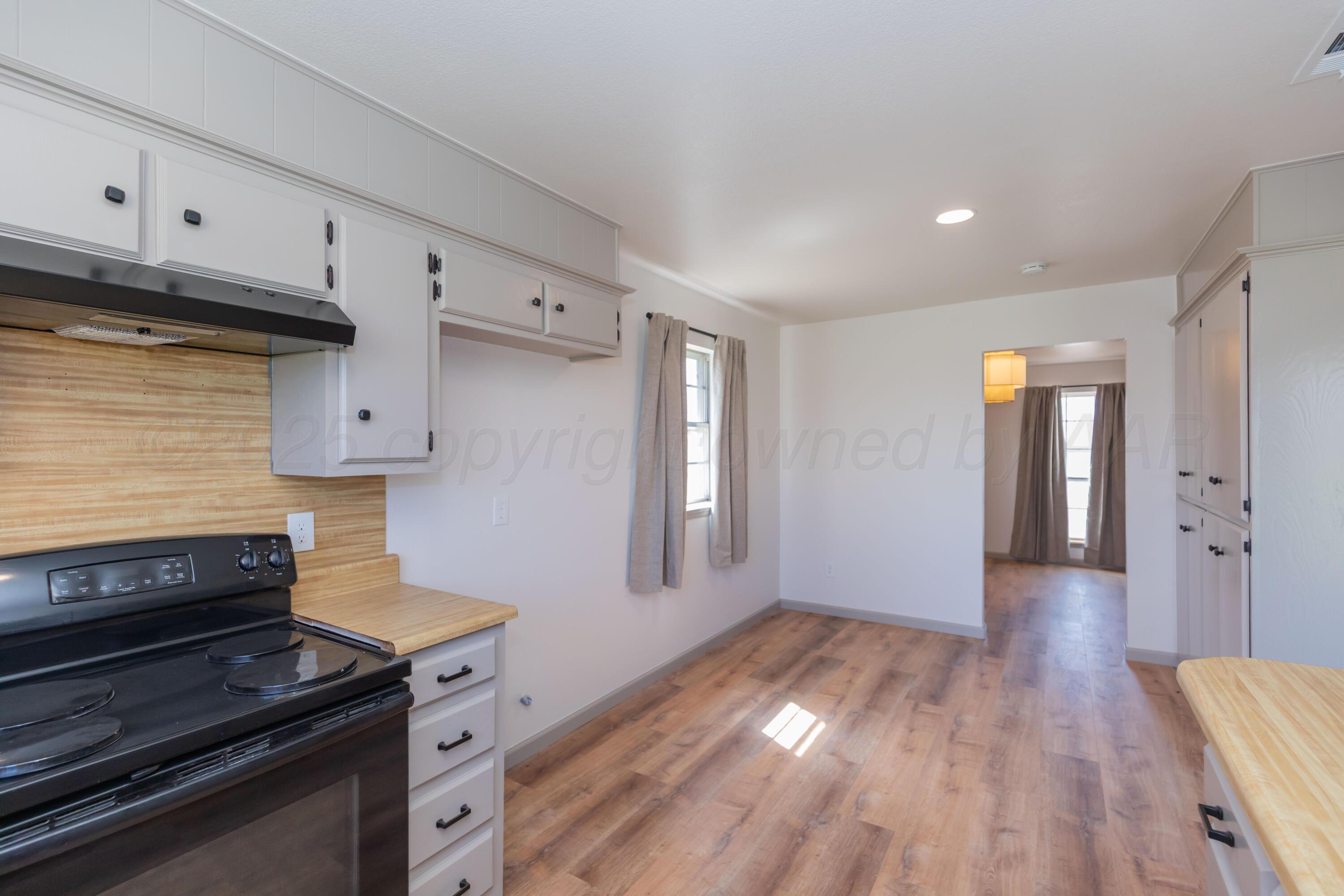 3304 Mockingbird Lane Amarillo, TX 79109 - Photo 14 of 42 KITCHEN VIEW 5