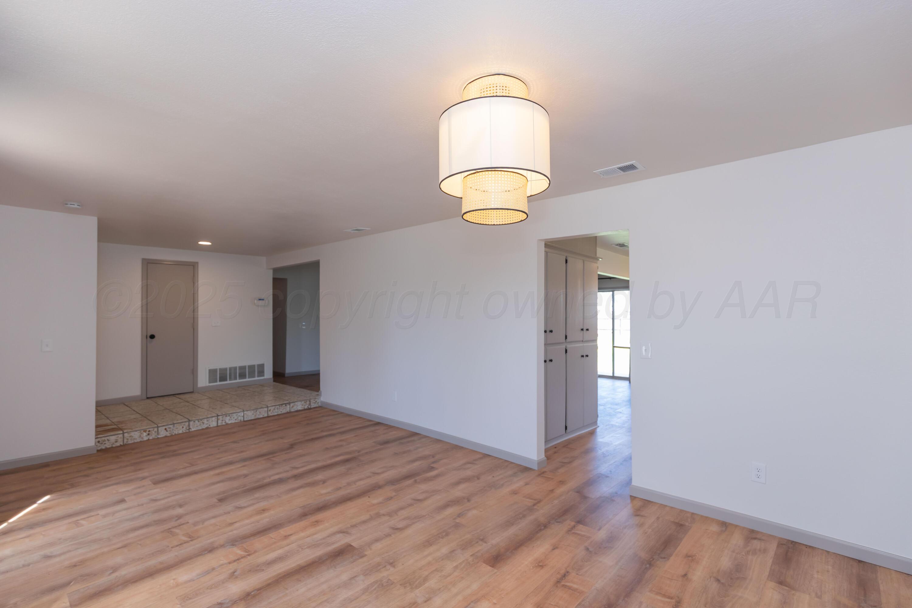3304 Mockingbird Lane Amarillo, TX 79109 - Photo 18 of 42 FORMAL DINING VIEW 2