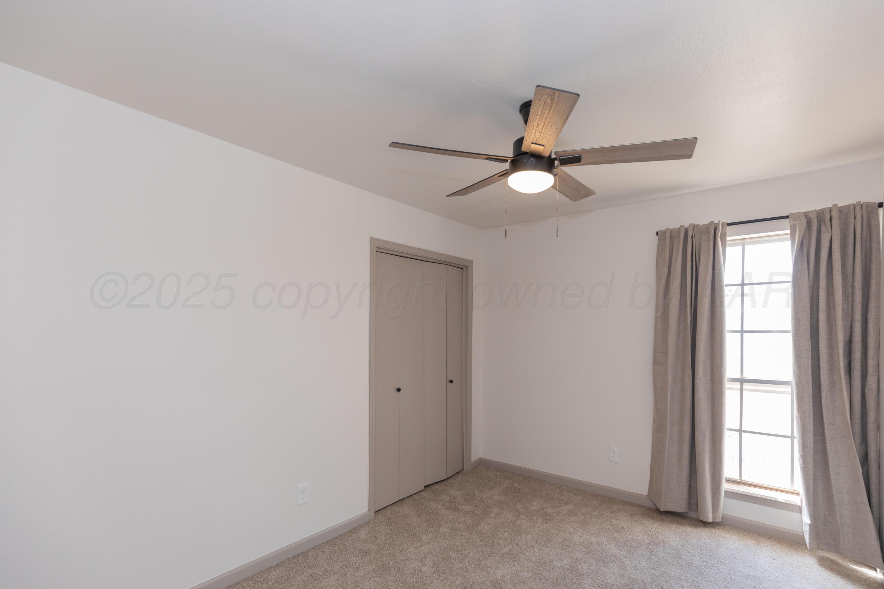 3304 Mockingbird Lane Amarillo, TX 79109 - Photo 27 of 42 BEDROOM 3 VIEW 1