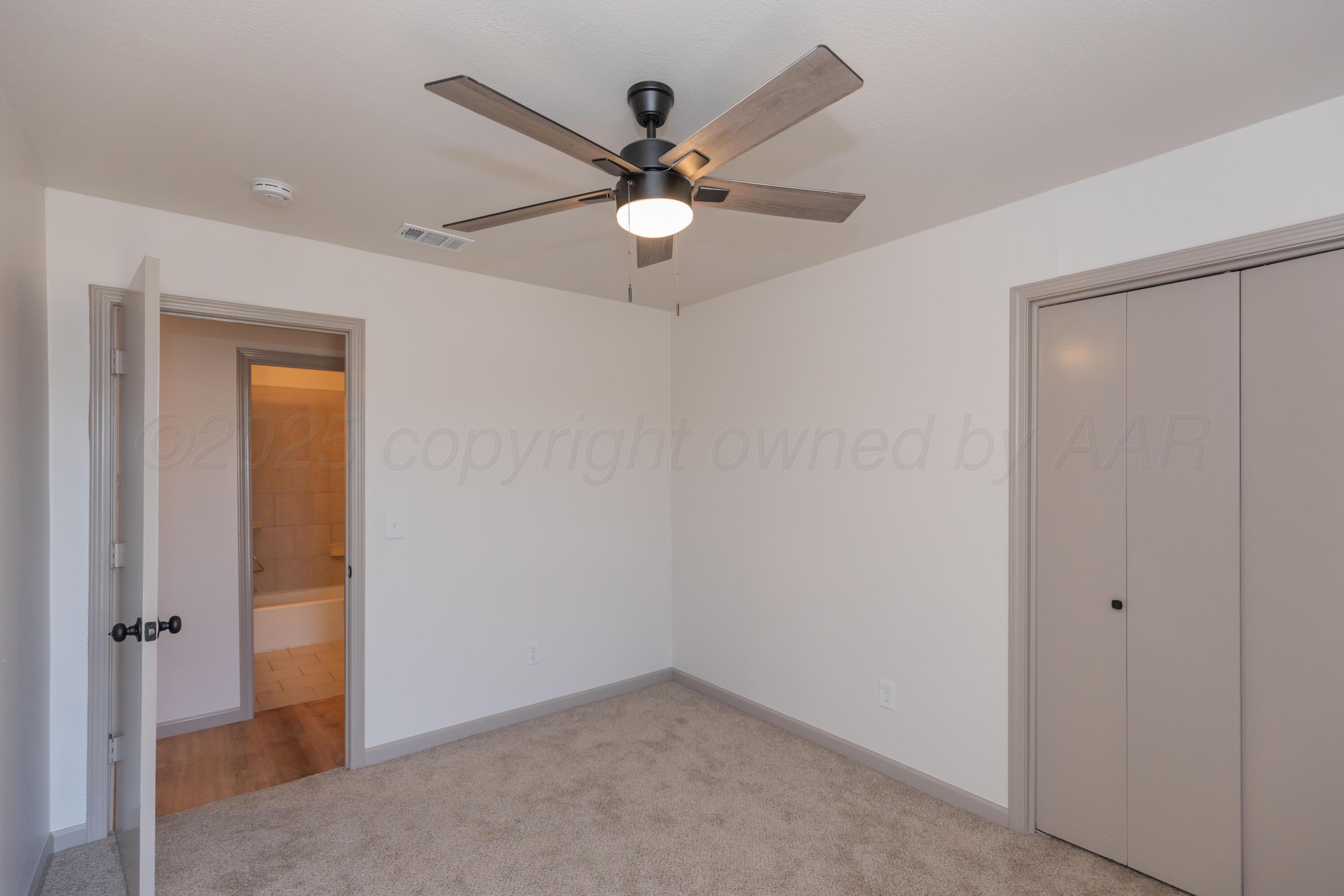 3304 Mockingbird Lane Amarillo, TX 79109 - Photo 29 of 42 BEDROOM 3 VIEW 3