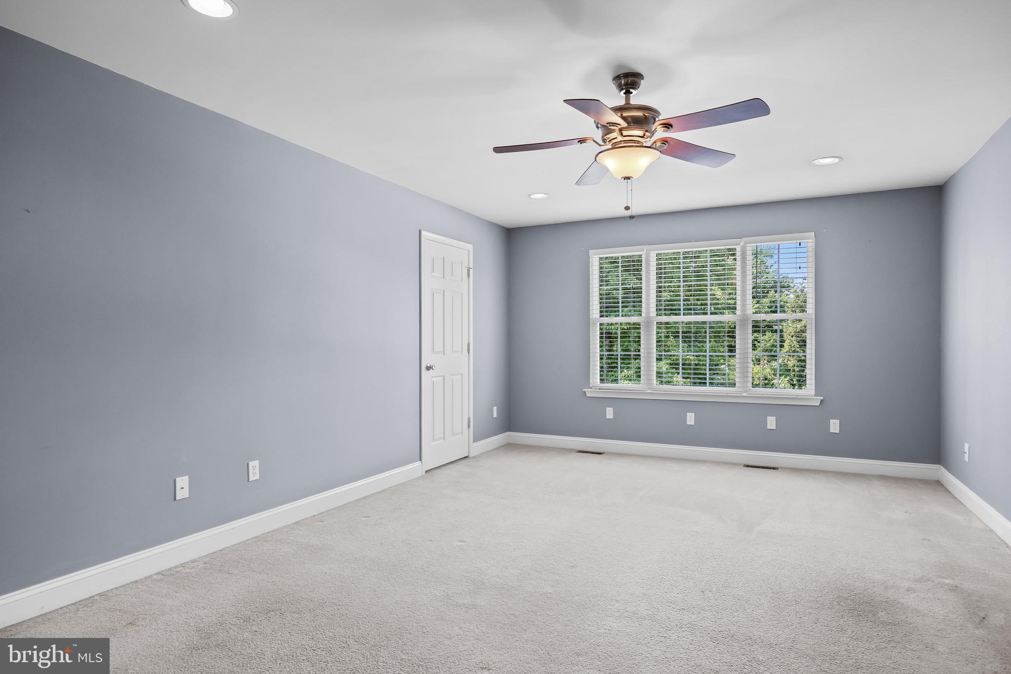 23 Charles Avenue Blackwood, NJ 08012 - Photo 19 of 39 Gallery Image 19