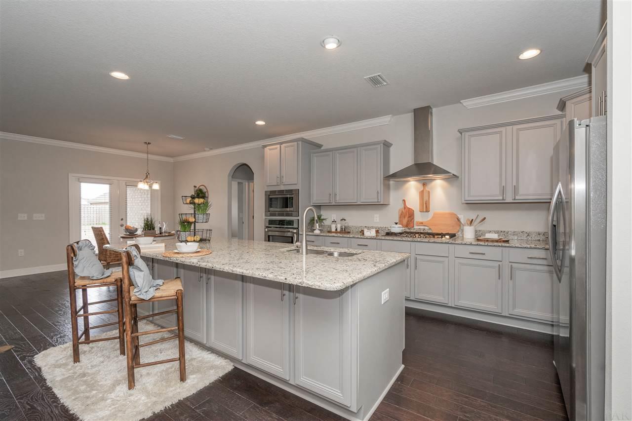 8010 Woodbrook Road Pensacola, FL 32526 - Photo 15 of 50 Gallery Image 15