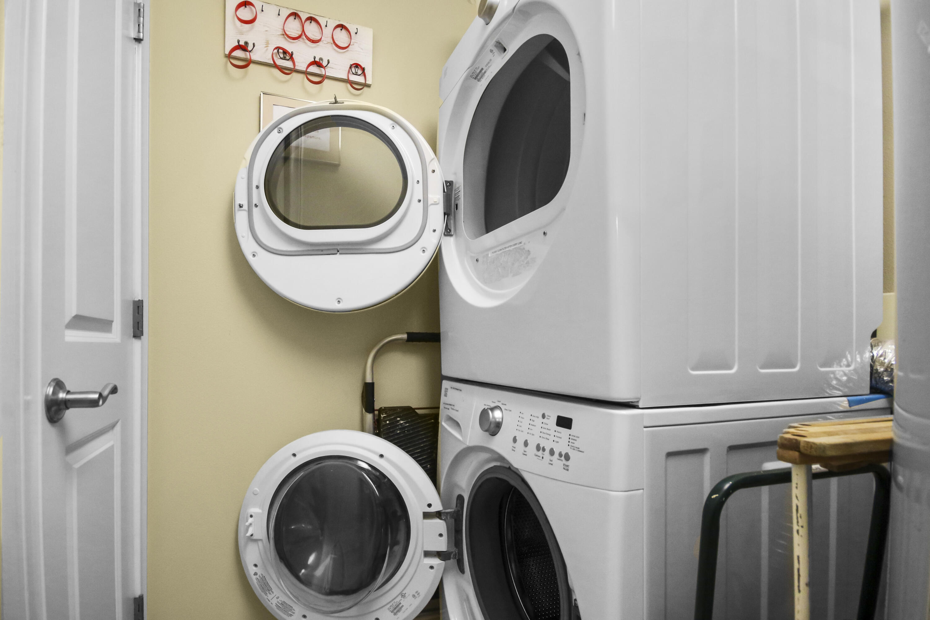 1150 Santa Rosa Boulevard, Unit 502 Fort Walton Beach, FL 32548 - Photo 21 of 43 a utility room with dryer and washer