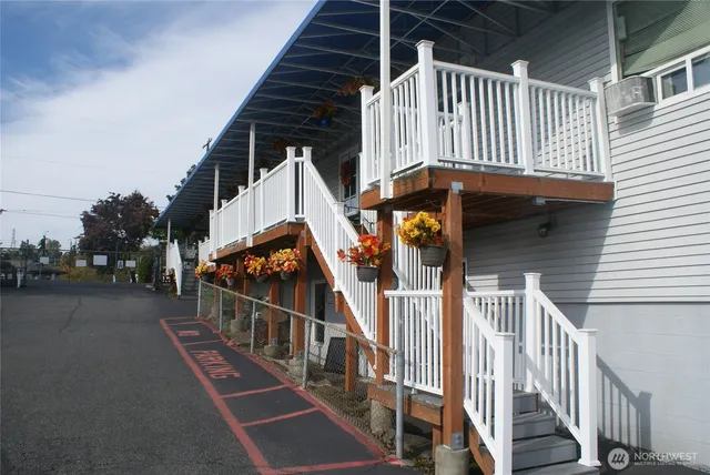 $83,000 | 9050 Seward Park Avenue South, Unit 91, Seattle, WA 98118