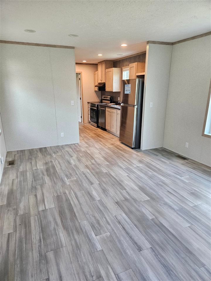 6676 32nd Avenue Shellsburg, IA 52332 - Photo 7 of 17 Gallery Image 7