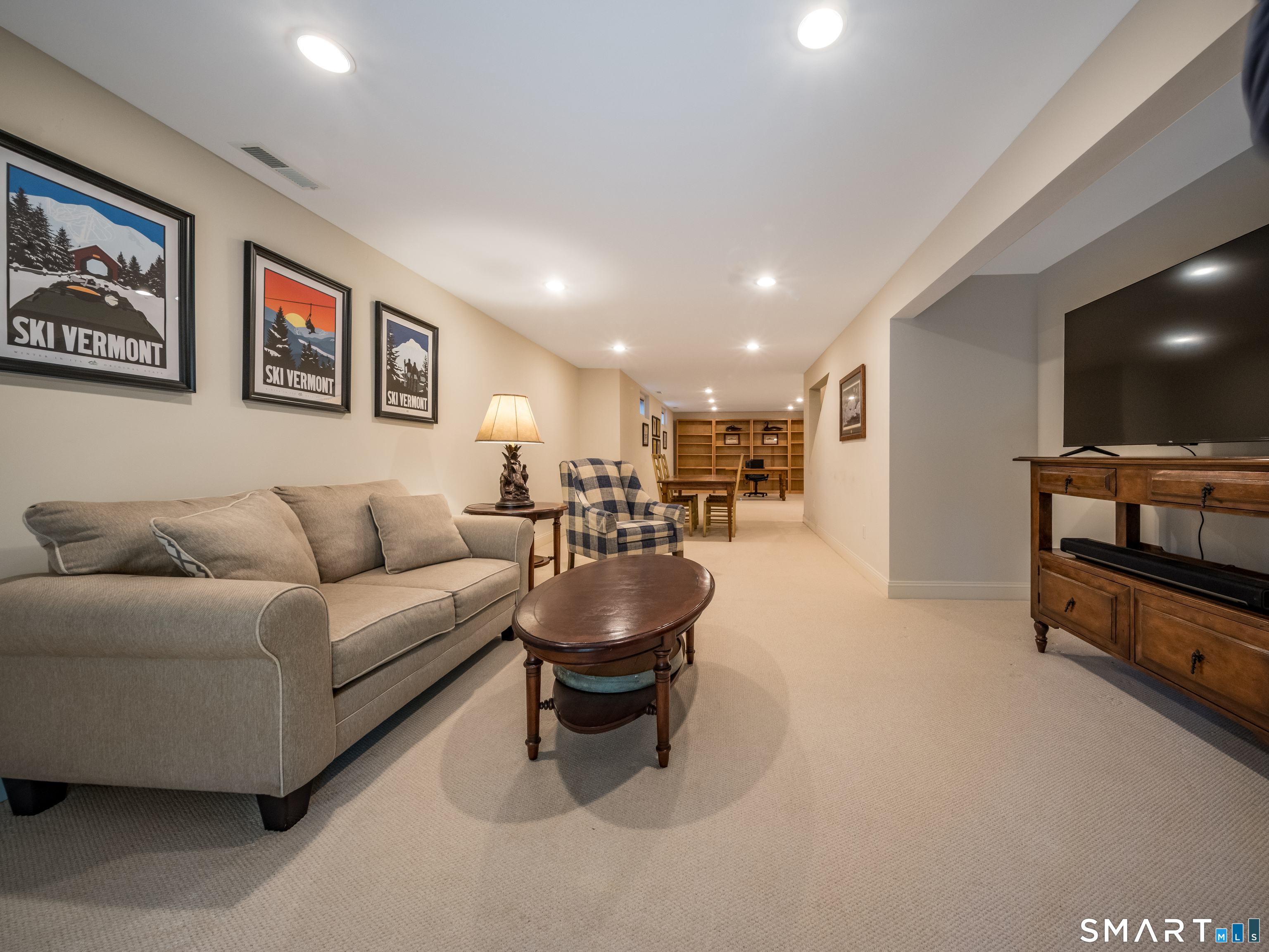5 Boxwood Circle Avon, CT 06001 - Photo 23 of 37