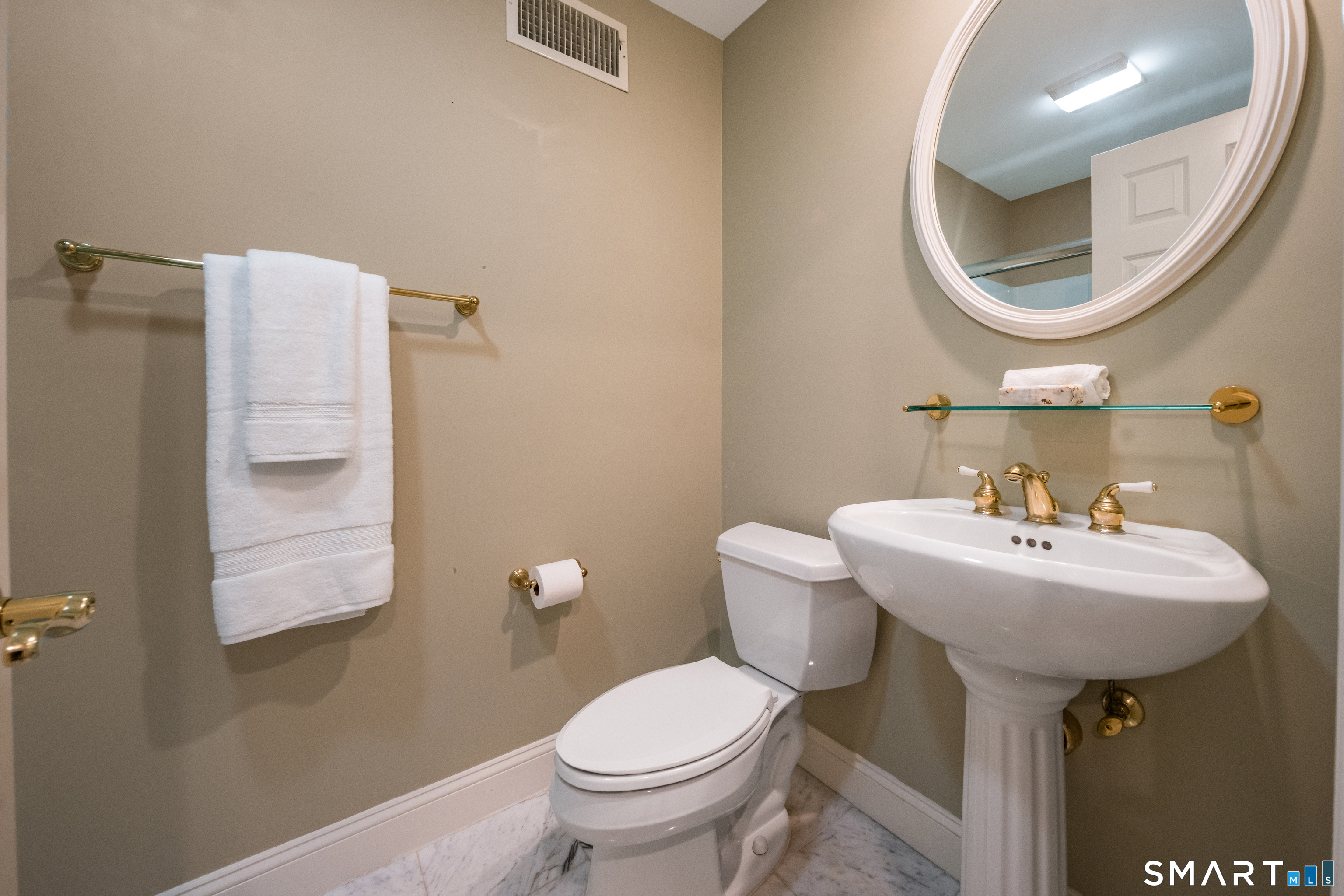 5 Boxwood Circle Avon, CT 06001 - Photo 26 of 37 Lower Level full bath