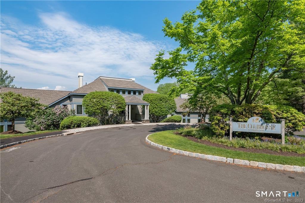 5 Boxwood Circle Avon, CT 06001 - Photo 31 of 37