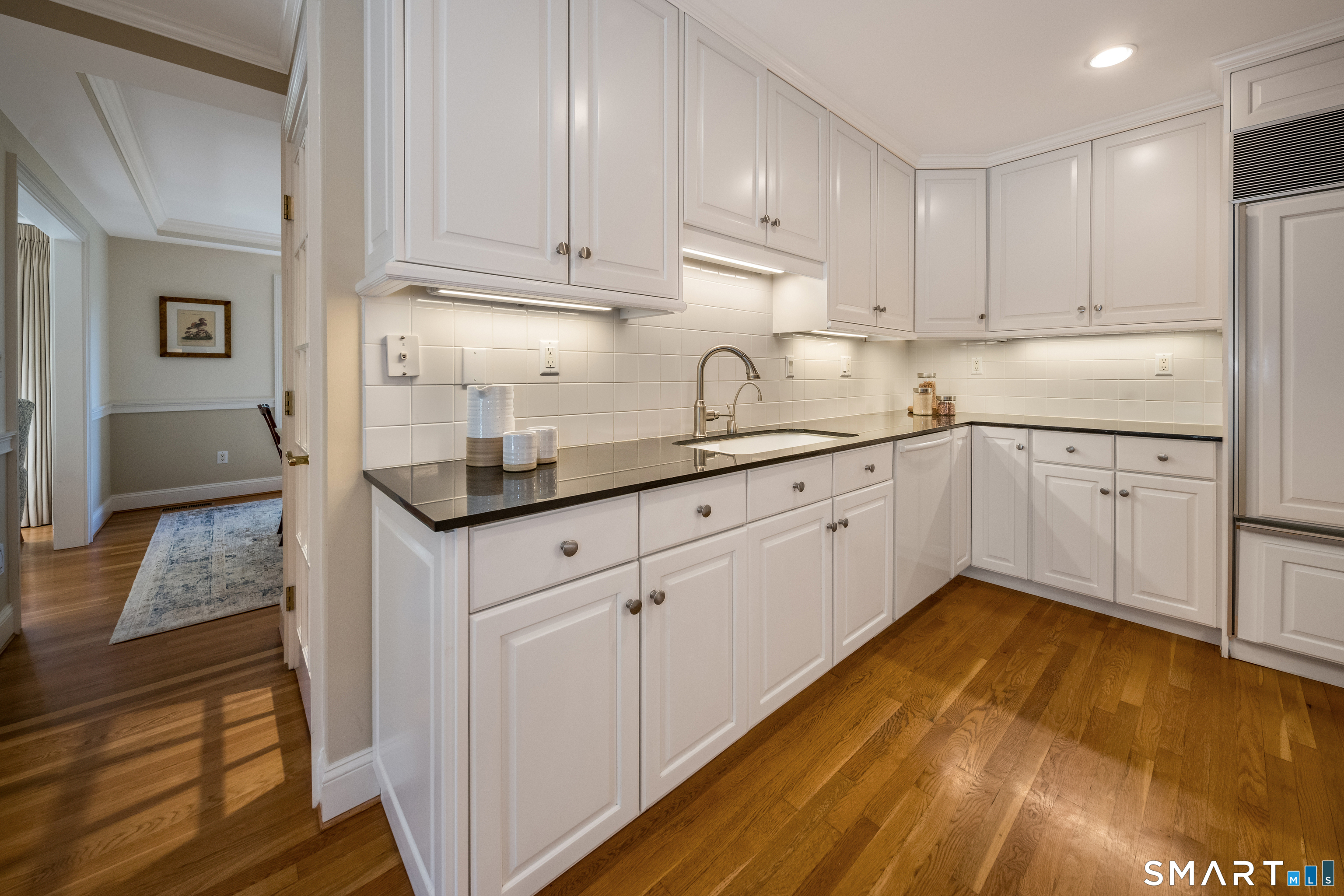 5 Boxwood Circle Avon, CT 06001 - Photo 10 of 37
