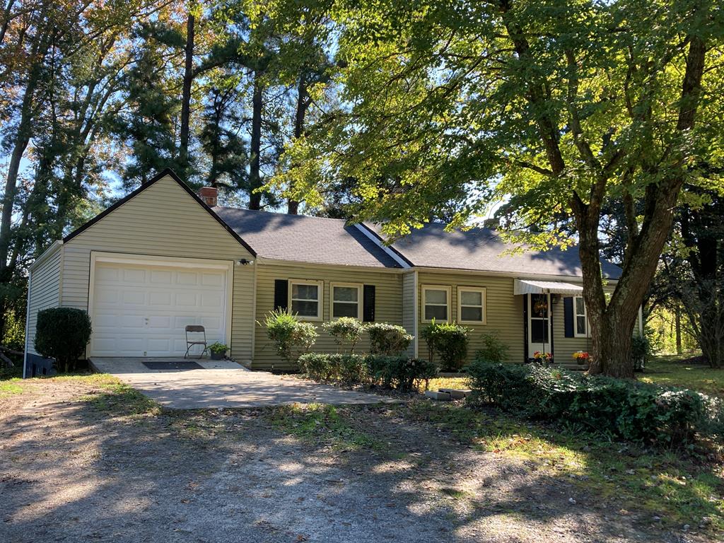 5813 Farmville Road Farmville, VA 23901 - Photo 1 of 17 Gallery Image 1