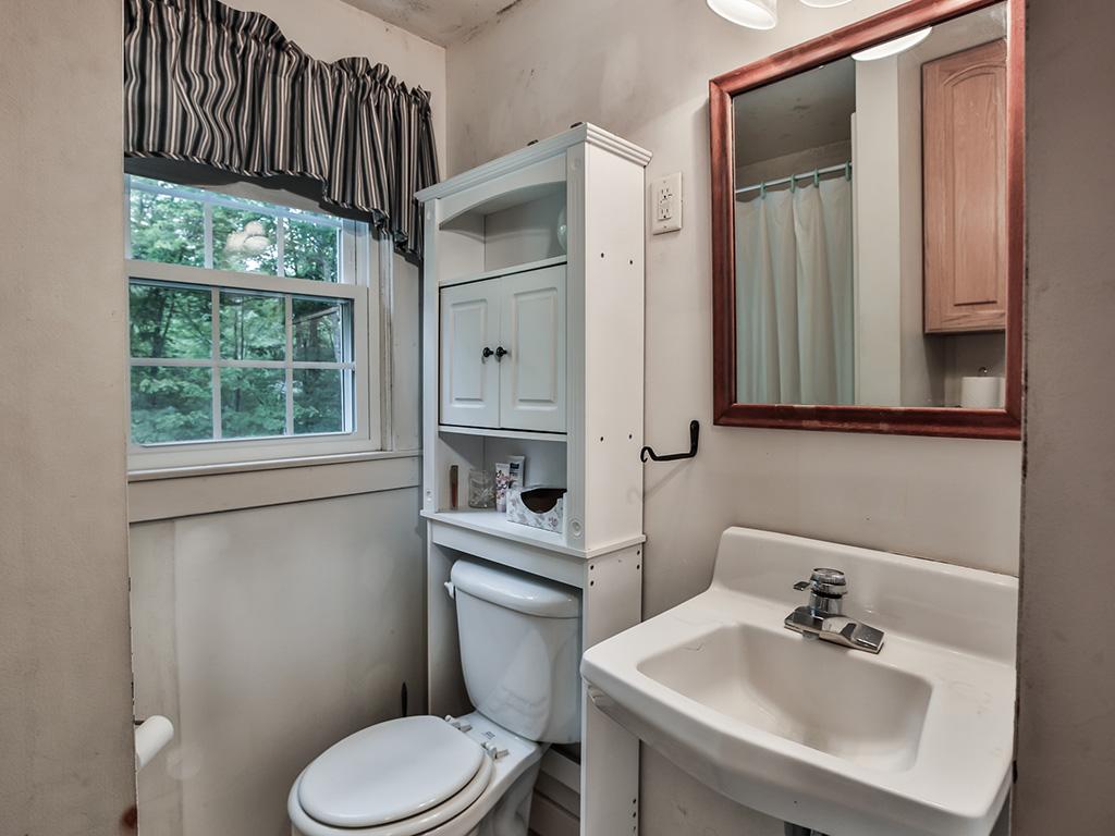 36 Colburn Road Milford, NH 03055 - Photo 15 of 36