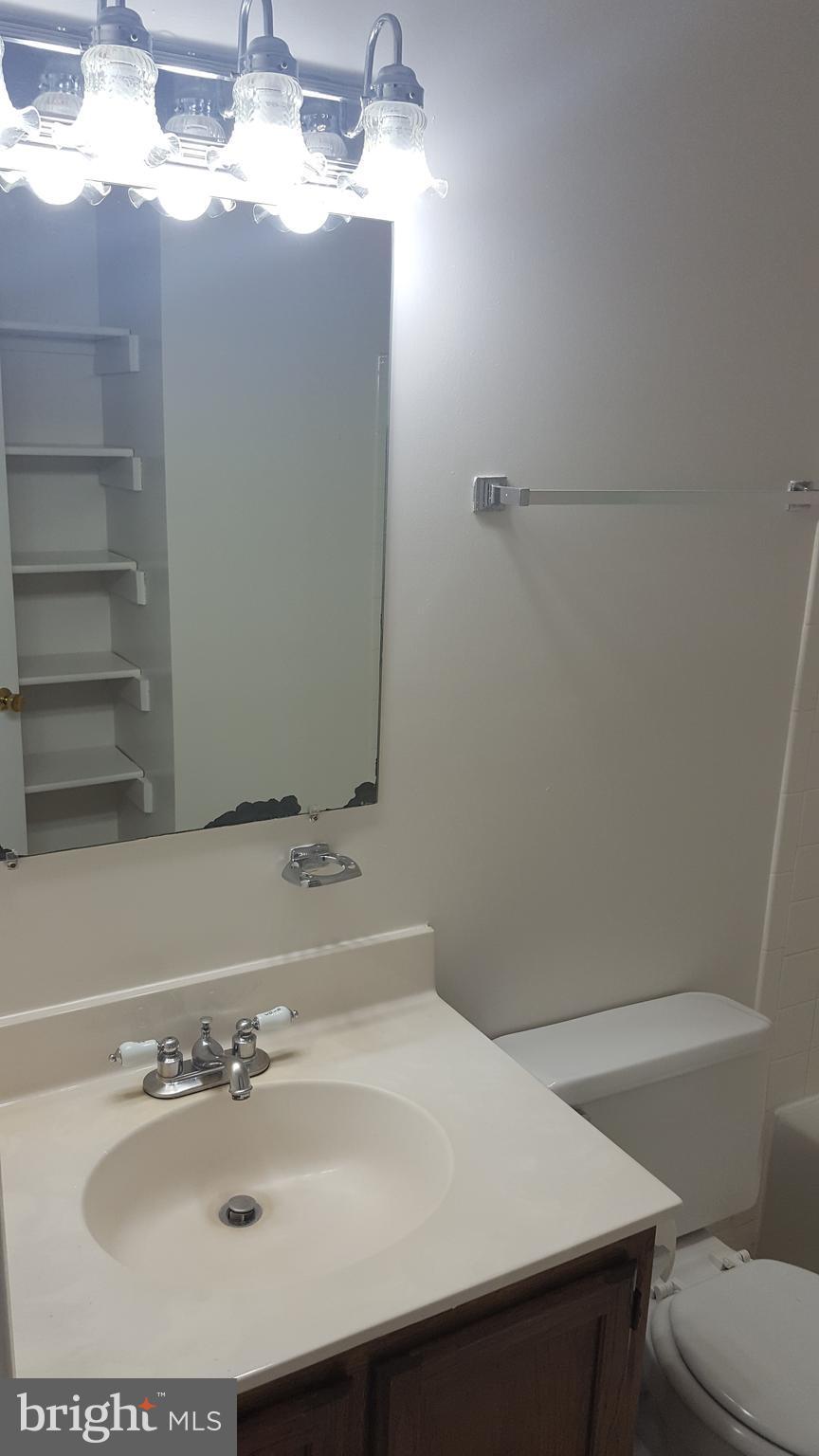 2700 Hunters Gate Terrace Silver Spring, MD 20904 - Photo 11 of 20 Bath