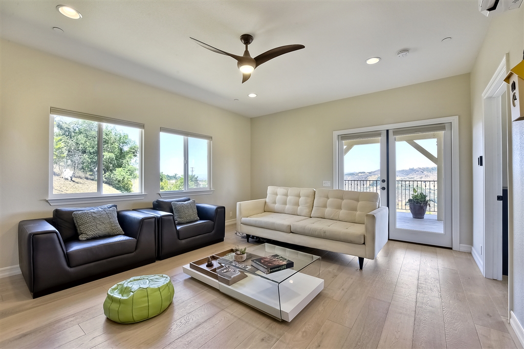 10182 La Roca Grande Escondido, CA 92026 - Photo 22 of 25 Gallery Image 22