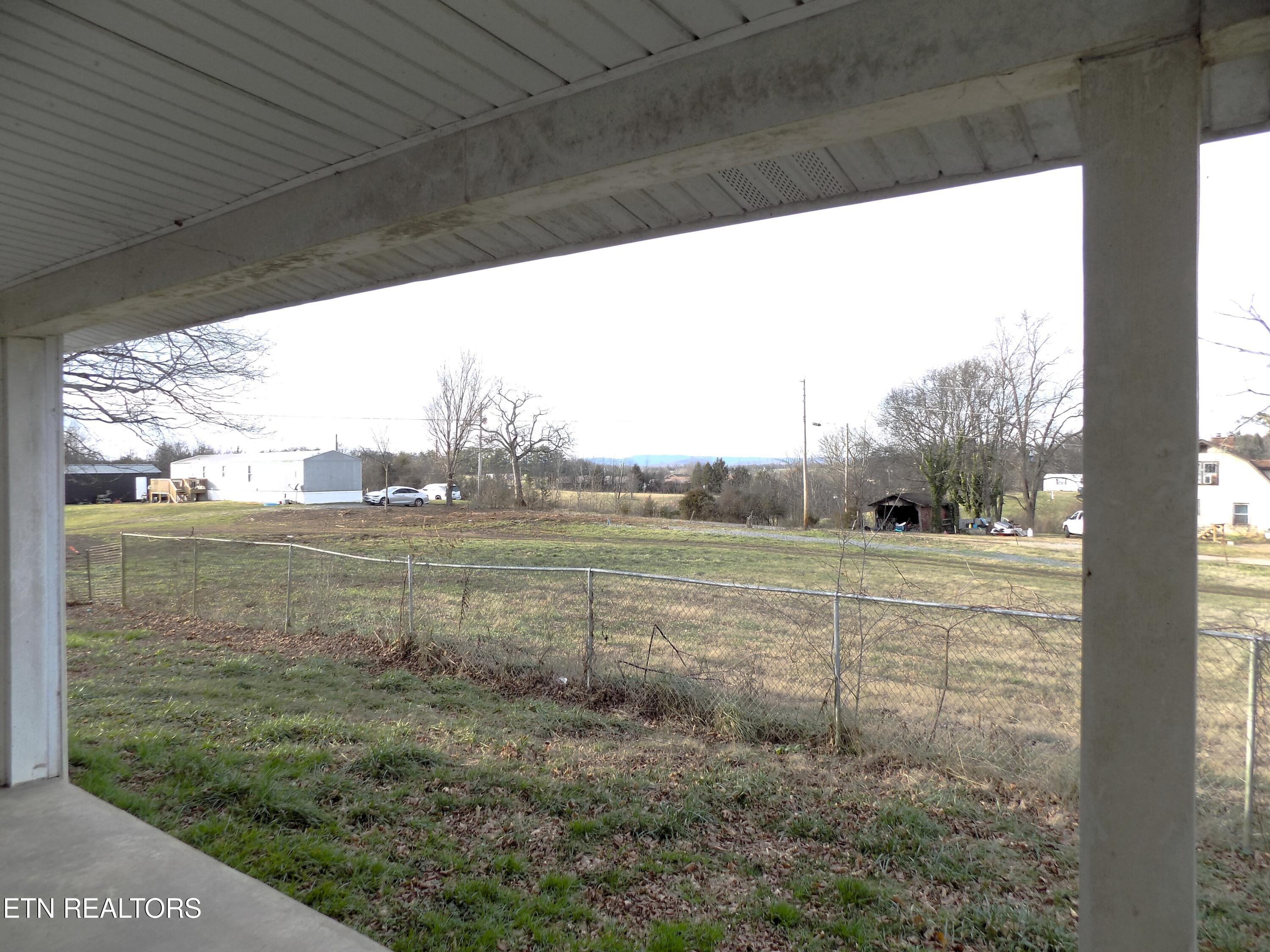 2139 Fraker Road Jefferson City, TN 37760 - Photo 21 of 32 Front Porch