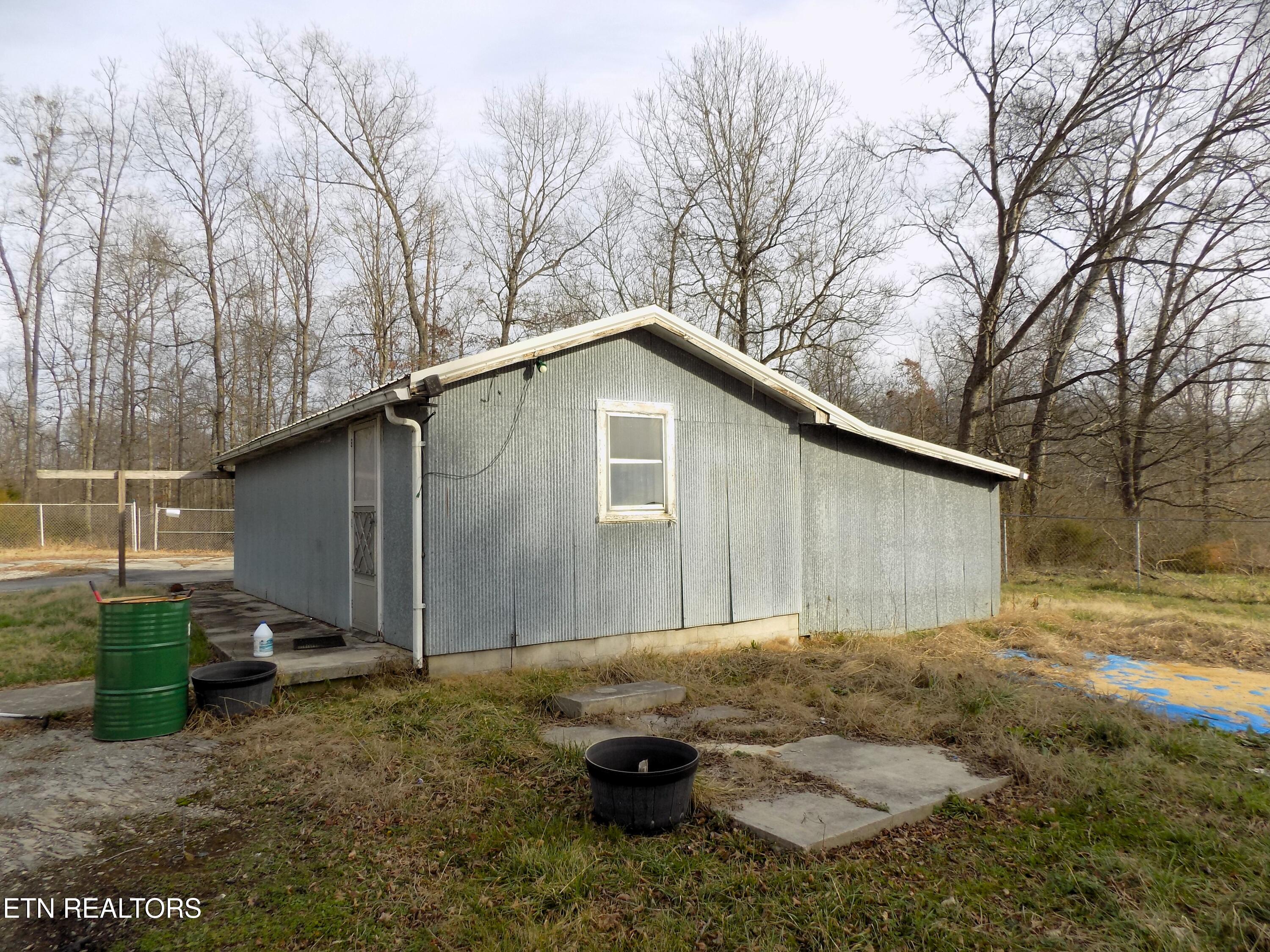 2139 Fraker Road Jefferson City, TN 37760 - Photo 22 of 32 Detached Garage