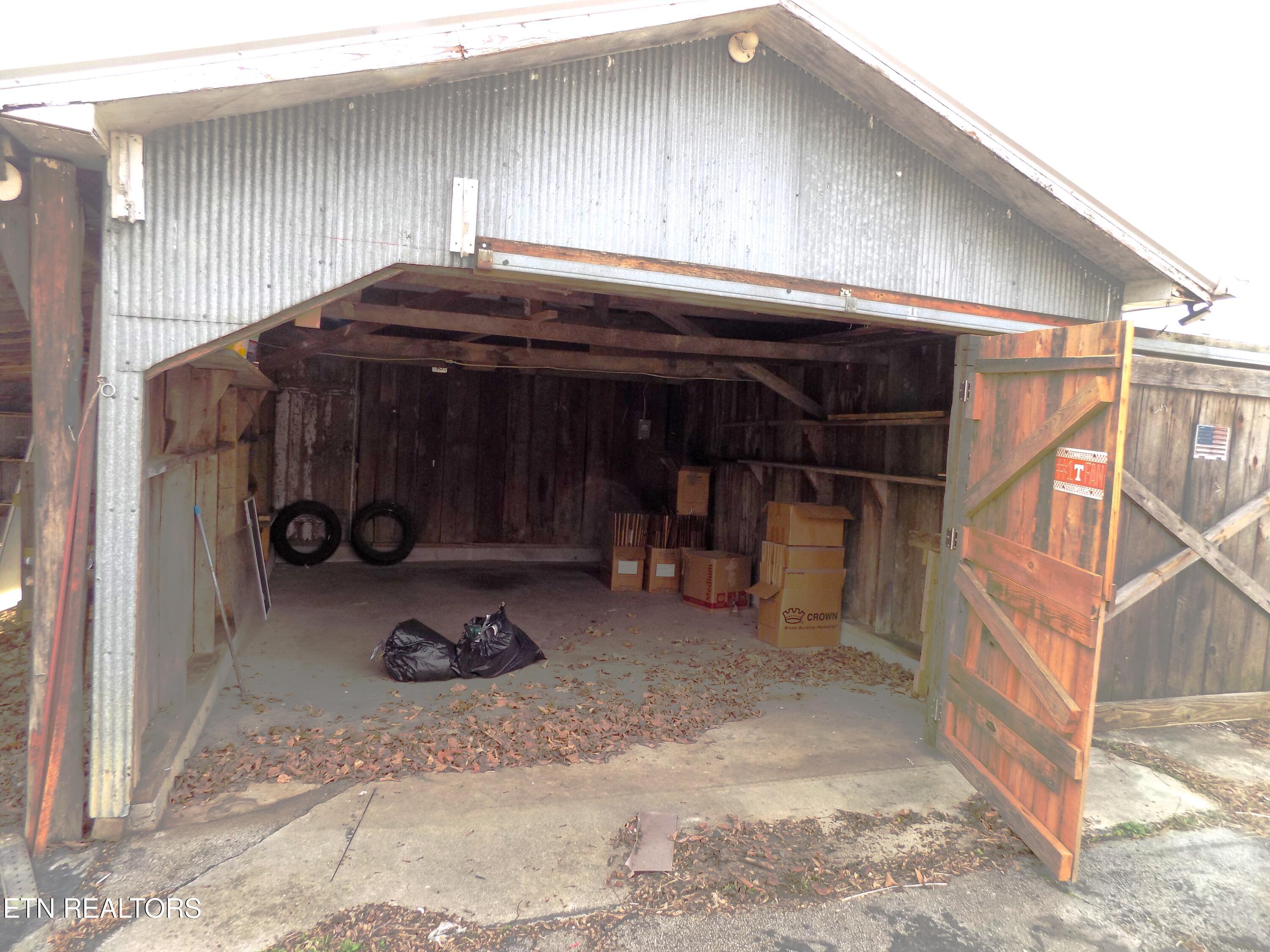2139 Fraker Road Jefferson City, TN 37760 - Photo 23 of 32 Detached Garage