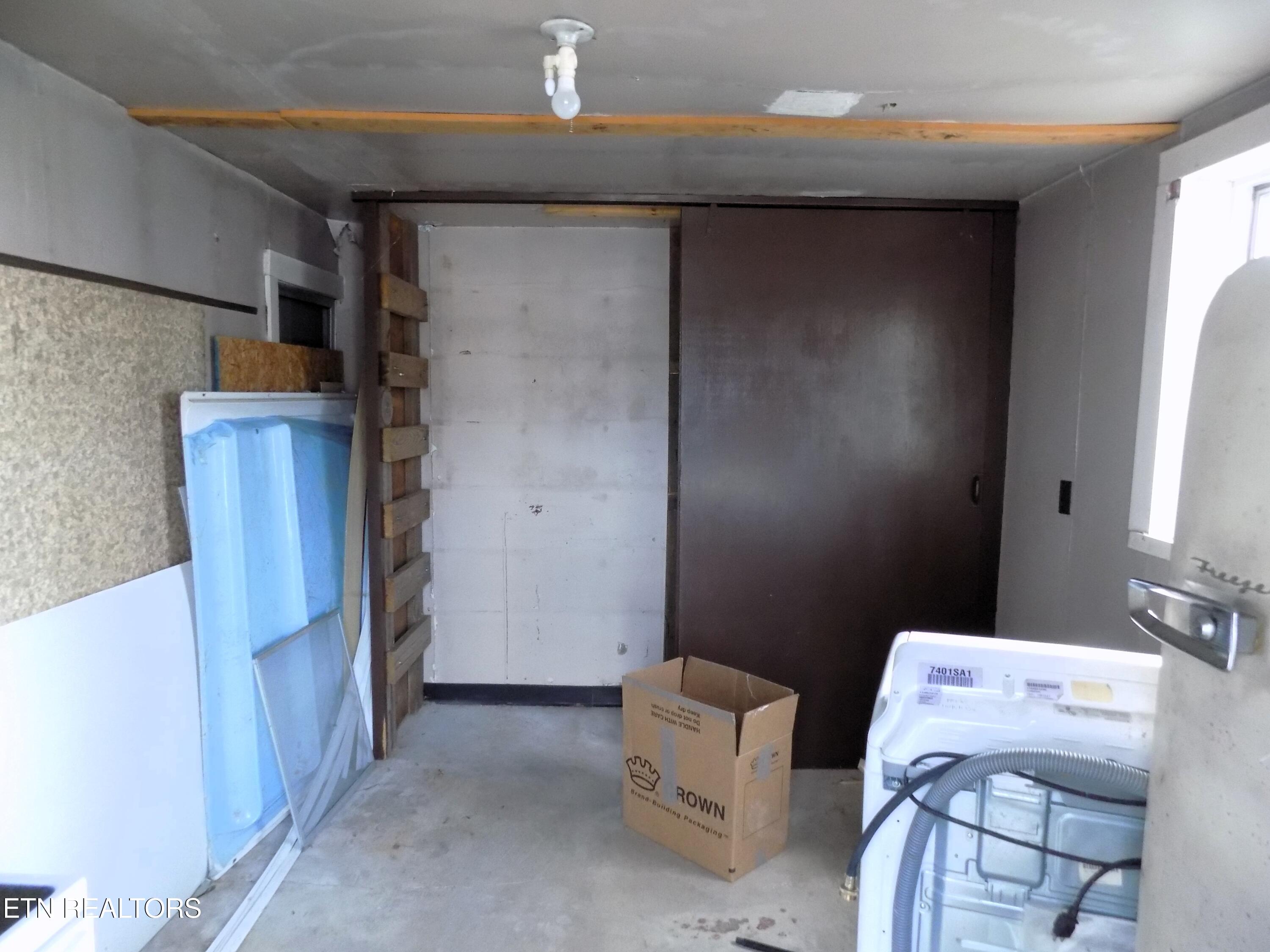 2139 Fraker Road Jefferson City, TN 37760 - Photo 24 of 32 Detached Garage