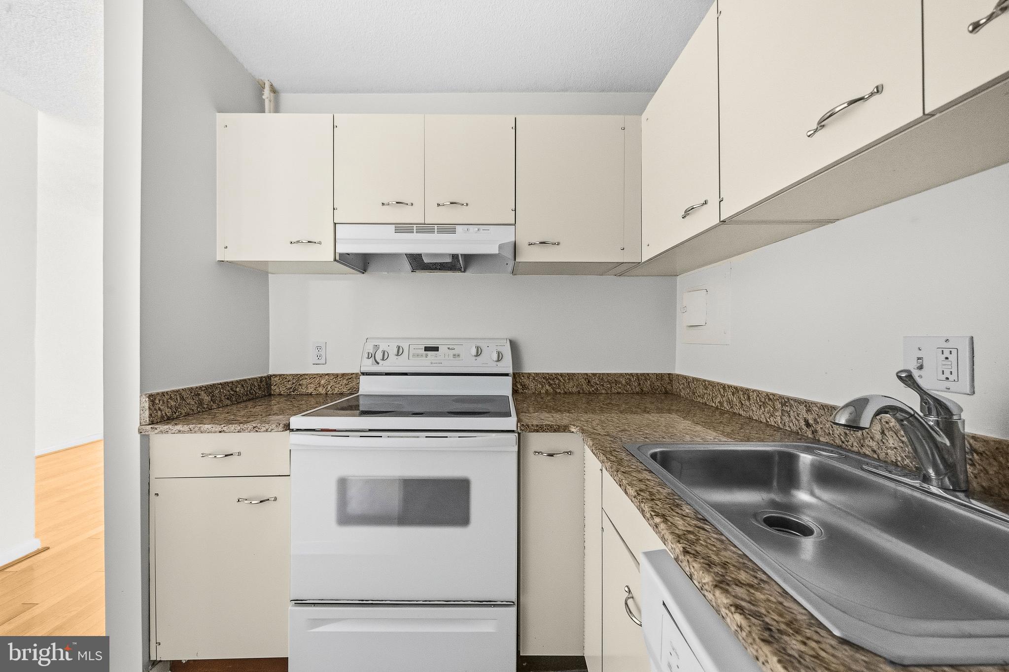 1800 R Street Northwest, Unit 604 Washington, DC 20009 - Photo 8 of 16