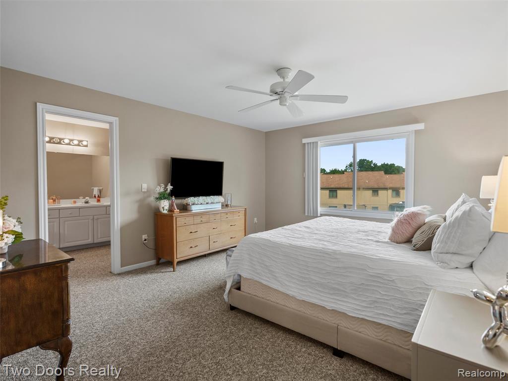 2239 Crystal Drive Rochester Hills, MI 48309 - Photo 26 of 42