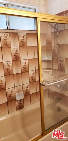 $4,700 | 7544 Flight Avenue, Los Angeles, CA 90045