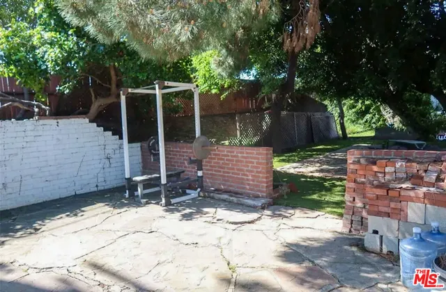 $4,700 | 7544 Flight Avenue, Los Angeles, CA 90045