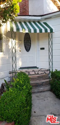 $4,700 | 7544 Flight Avenue, Los Angeles, CA 90045