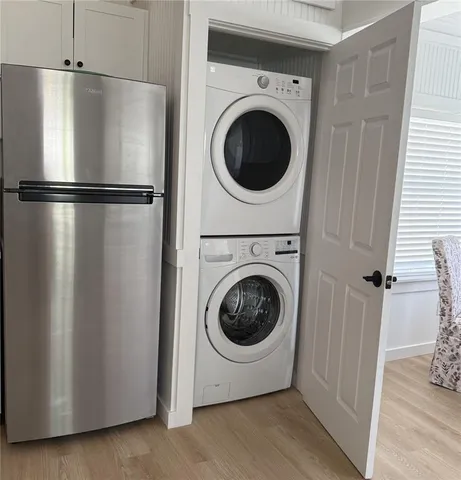 $998,900 | 2408 Avenue B, Bradenton Beach, FL 34217