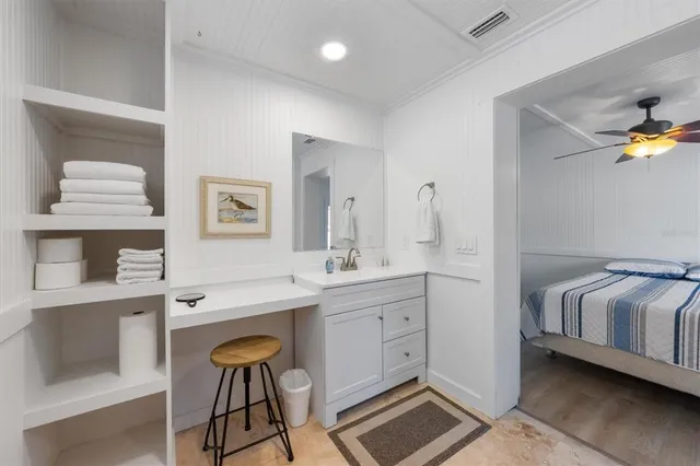 $998,900 | 2408 Avenue B, Bradenton Beach, FL 34217