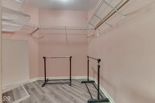 $219,500 | 7621 Briarstone Lane, Indianapolis, IN 46227