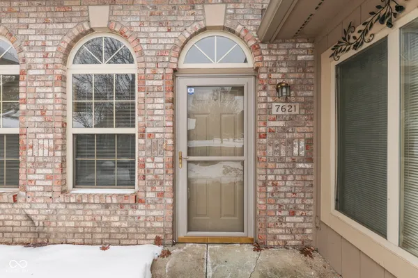 $219,500 | 7621 Briarstone Lane, Indianapolis, IN 46227