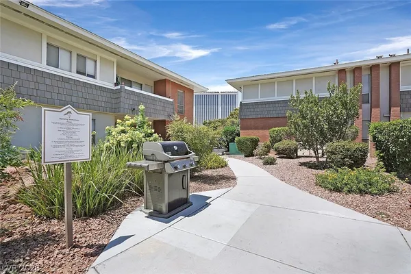 $1,500 | 668 Oakmont Avenue, Unit 1724, Las Vegas, NV 89109