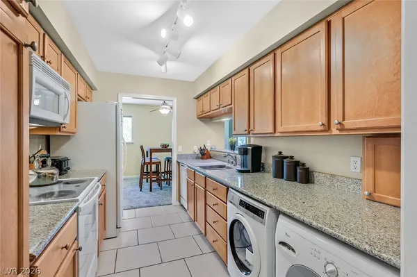 $1,500 | 668 Oakmont Avenue, Unit 1724, Las Vegas, NV 89109