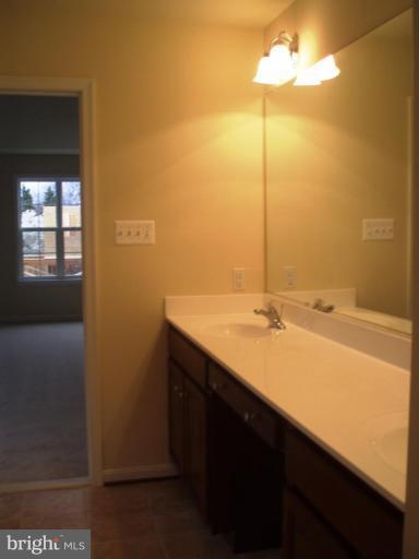 7026 Fox Chase Road New Market, MD 21774 - Photo 14 of 18 Bath #2