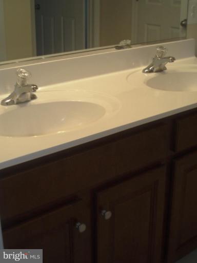 7026 Fox Chase Road New Market, MD 21774 - Photo 16 of 18 Bath #3