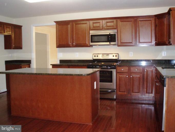 7026 Fox Chase Road New Market, MD 21774 - Photo 6 of 18 Kitchen #2