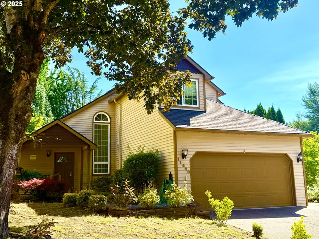 $635,800 | 11840 Southeast Timber Valley Drive, Happy Valley, OR 97086