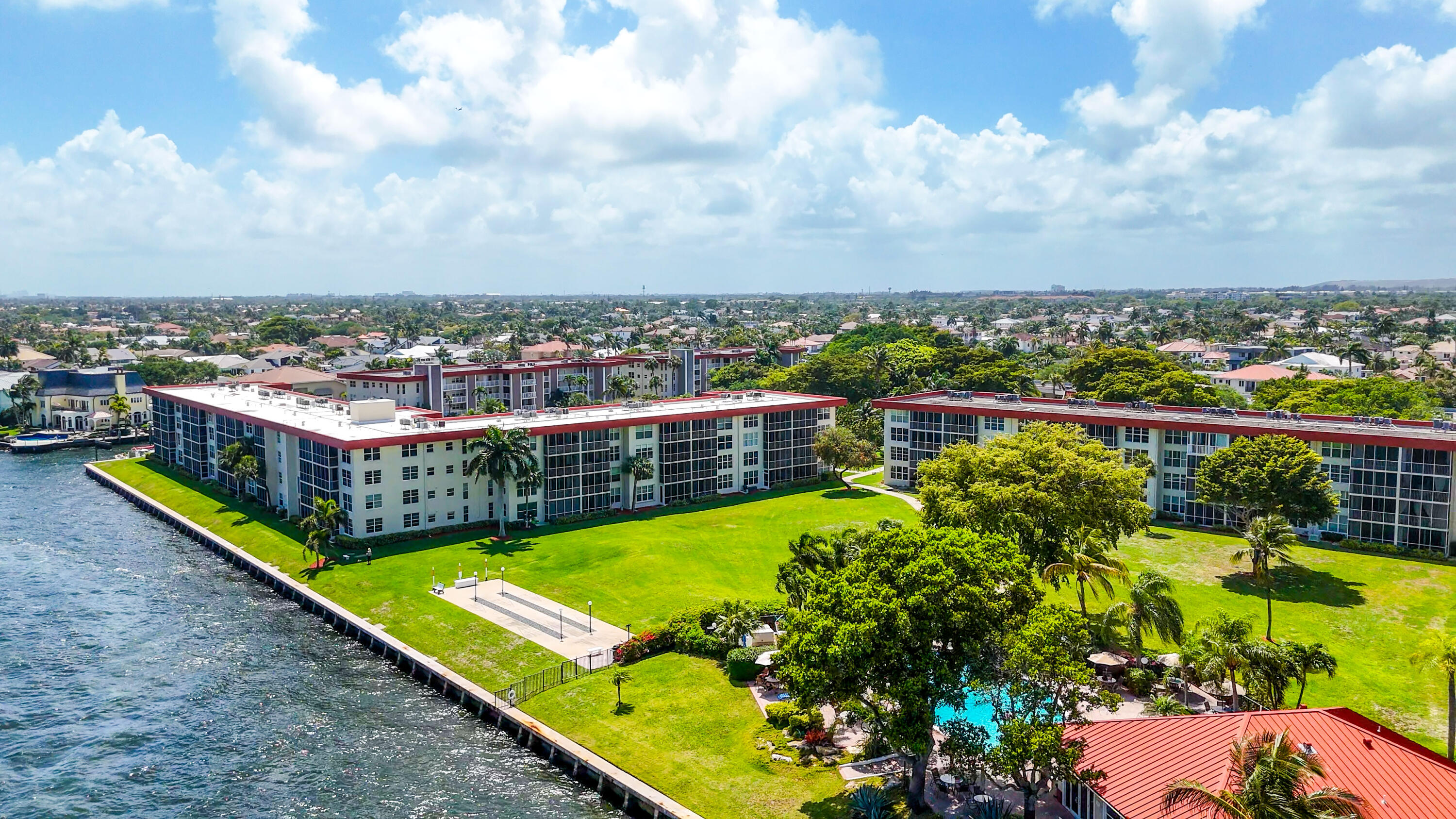 3150 Northeast 48th Court, Unit 414 Lighthouse Point, FL 33064 - Photo 4 of 50 3180 NE 48CT unit 201 Drone shots-9