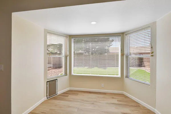 $2,495 | 7331 West Windrose Drive, Peoria, AZ 85381