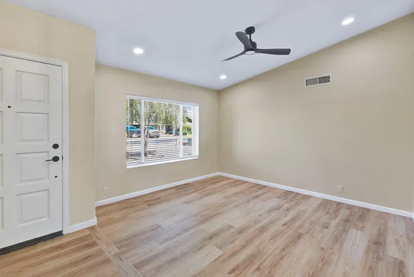 $2,495 | 7331 West Windrose Drive, Peoria, AZ 85381