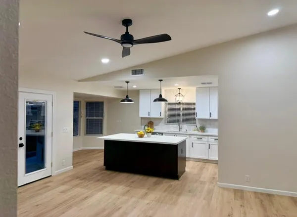 $2,495 | 7331 West Windrose Drive, Peoria, AZ 85381
