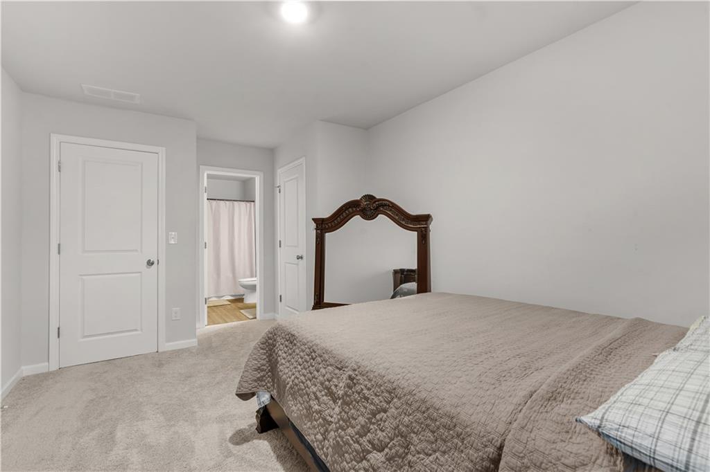 11649 Mendenhall Court Hampton, GA 30228 - Photo 4 of 31