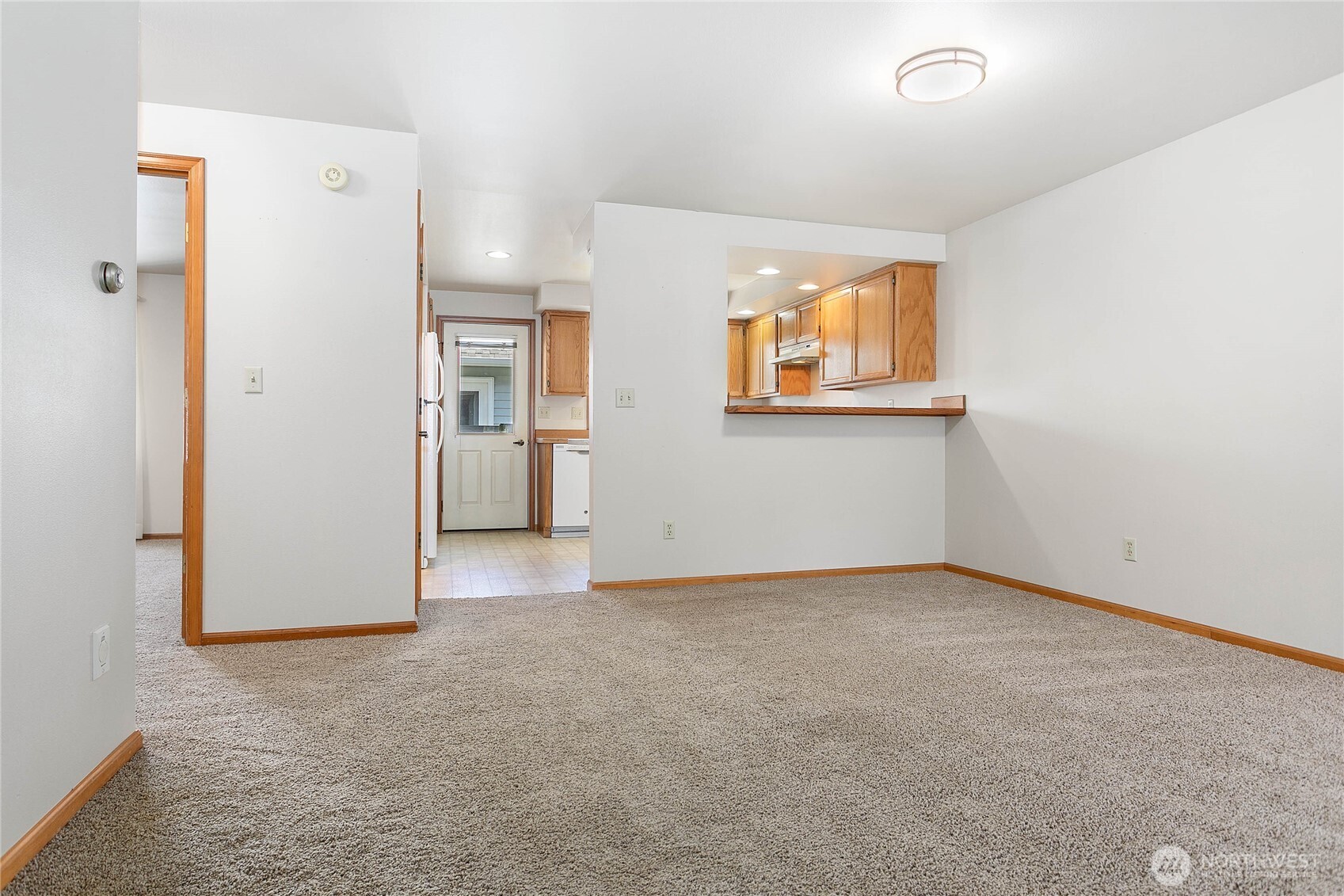 1843 Main Street, Unit G2 Lynden, WA 98264 - Photo 12 of 30 a view of an empty room