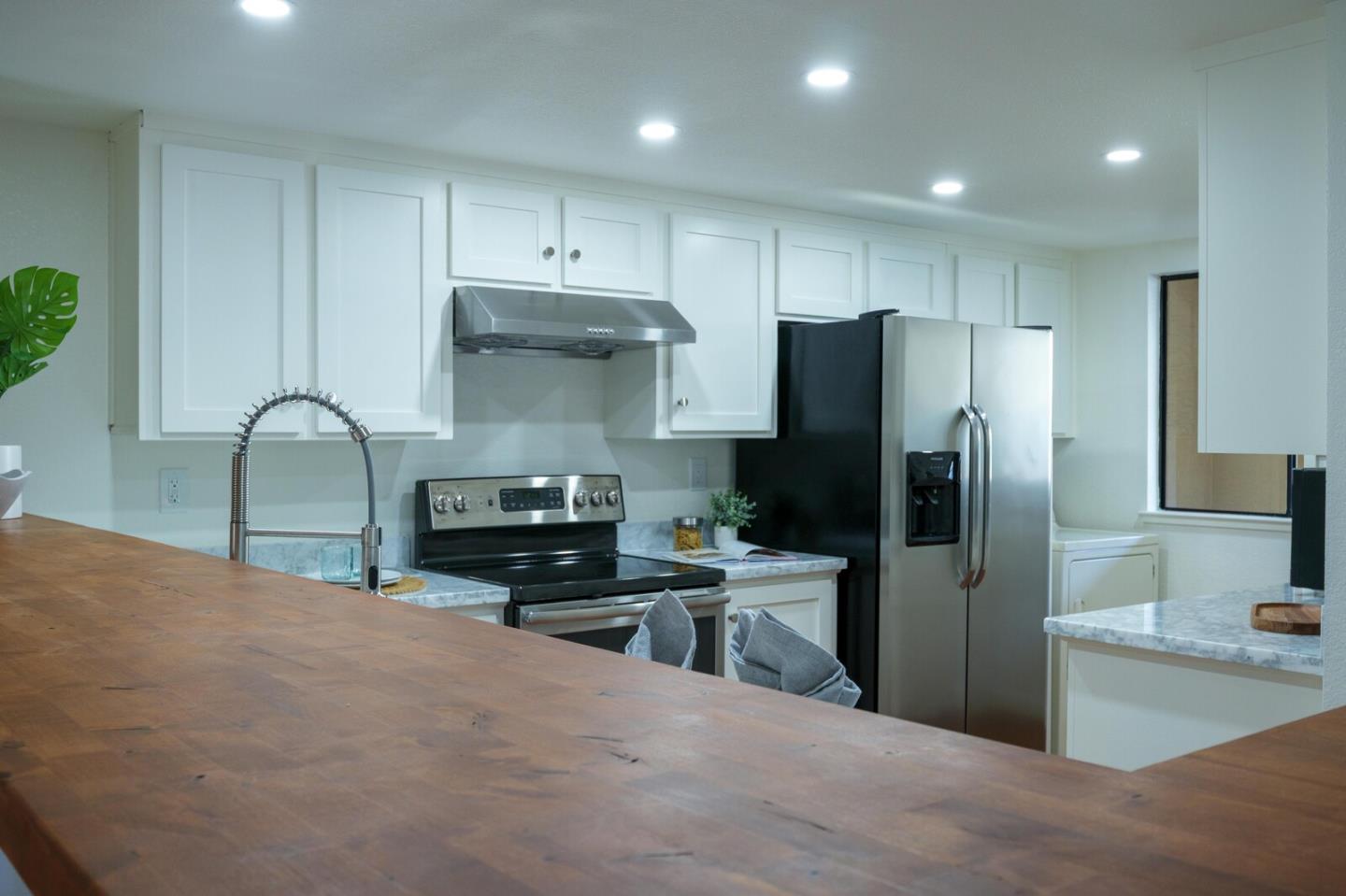 20666 Celeste Circle Cupertino, CA 95014 - Photo 4 of 36