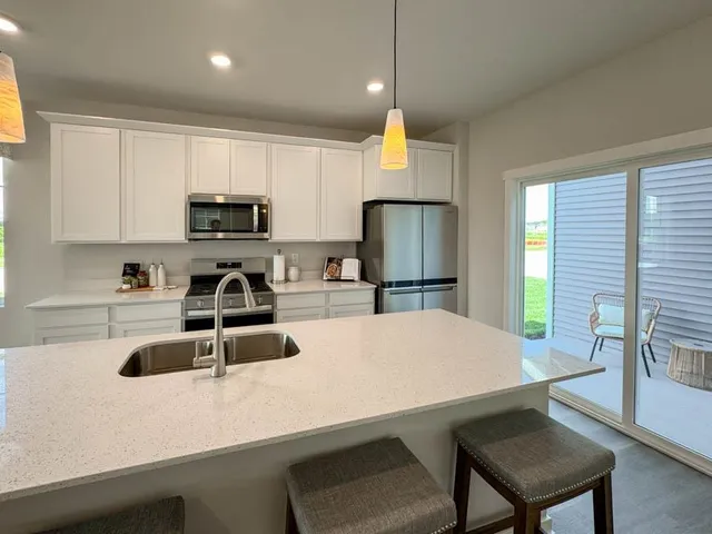 $406,990 | 555 Oak Opening Drive, Stoughton, WI 53589