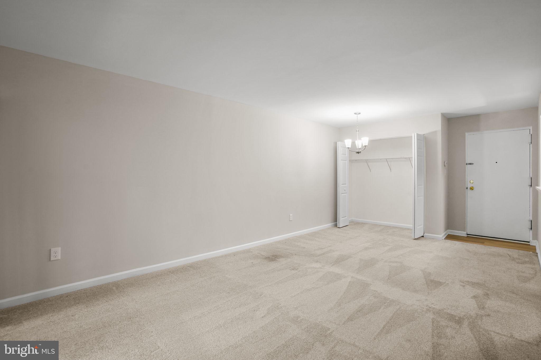 5818 Royal Ridge Drive, Unit M Springfield, VA 22152 - Photo 8 of 33