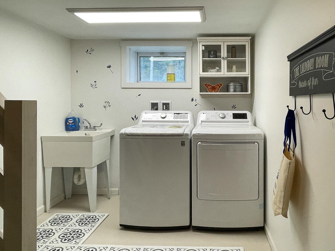 137 Mitchell Road South Portland, ME 04106 - Photo 33 of 43 laundry room