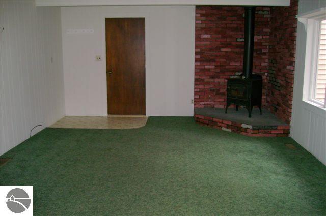 3180 Northeast Townline Road Traverse City, MI 49686 - Photo 7 of 9 1691486-6.JPG
