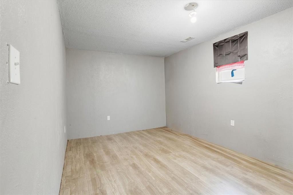 1250 Garrett Road Whitewright, TX 75491 - Photo 15 of 24 Gallery Image 15